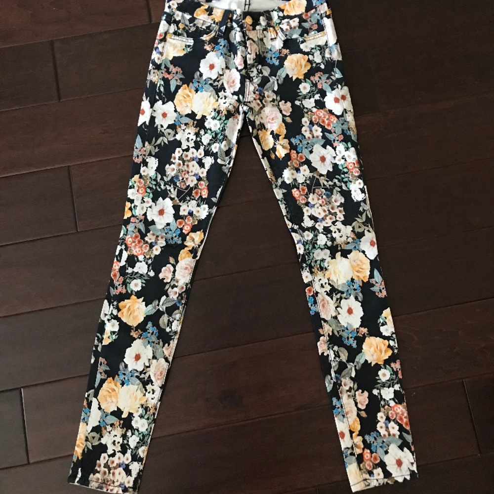 7 For all Mankind Pants